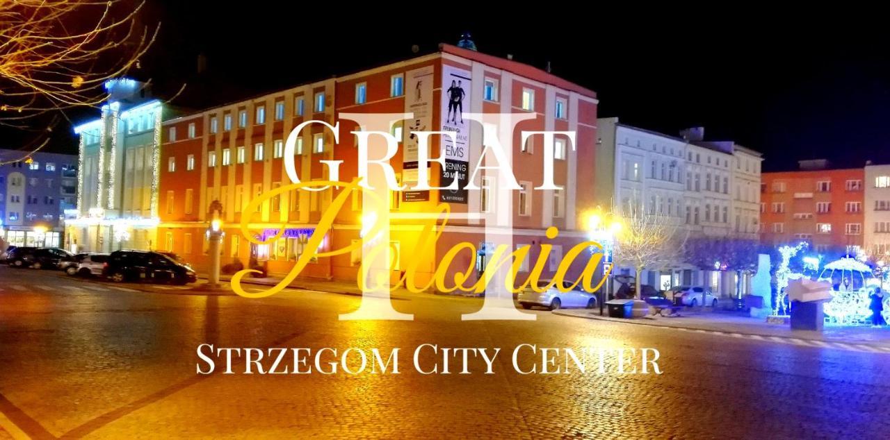 Great Polonia Strzegom City Center Buitenkant foto